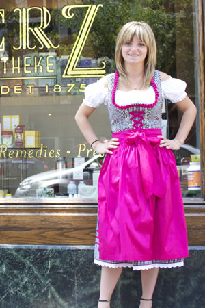 Pink dirndl